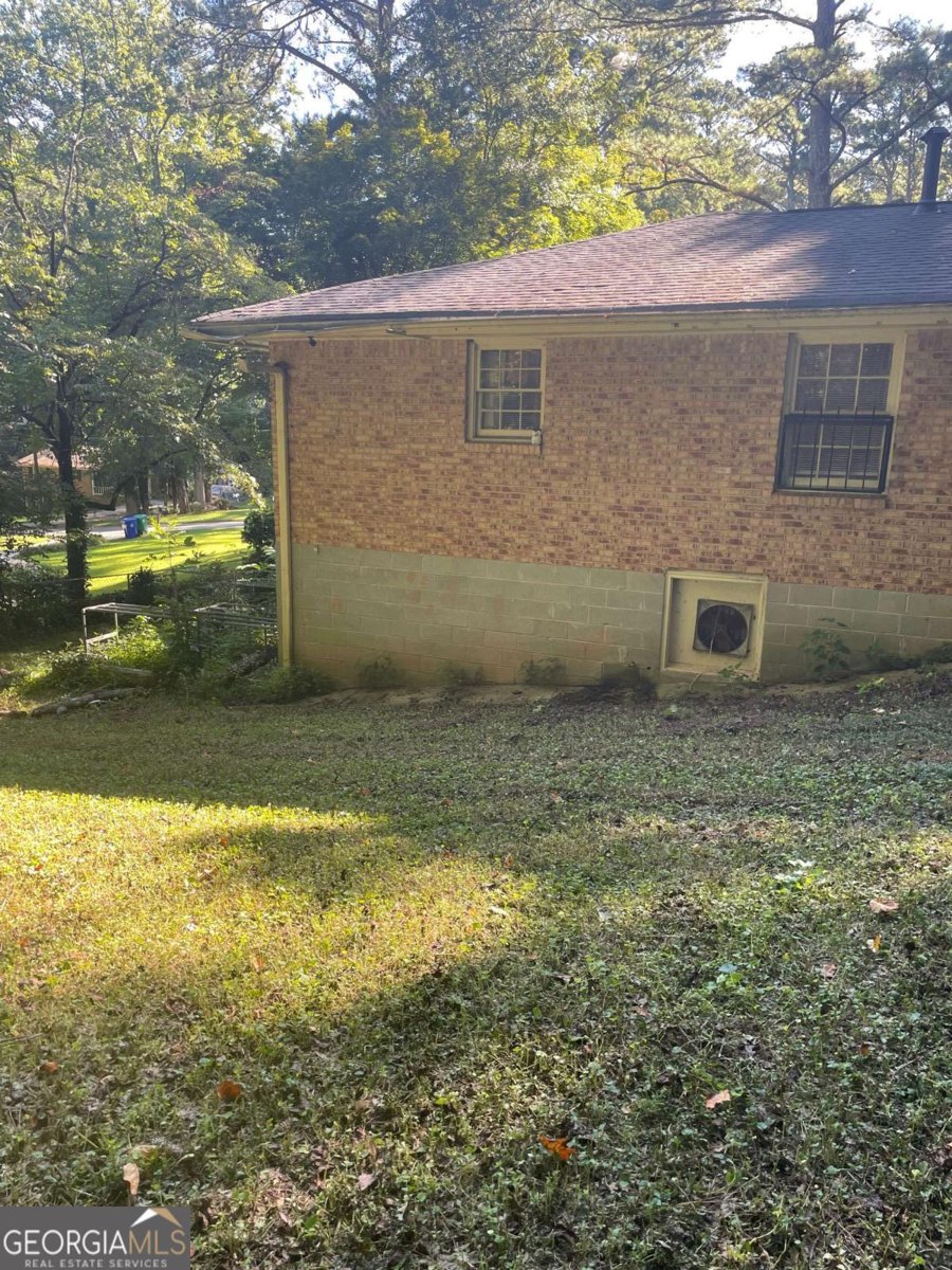 375 Derbyshire Drive Stone Mountain - 13
