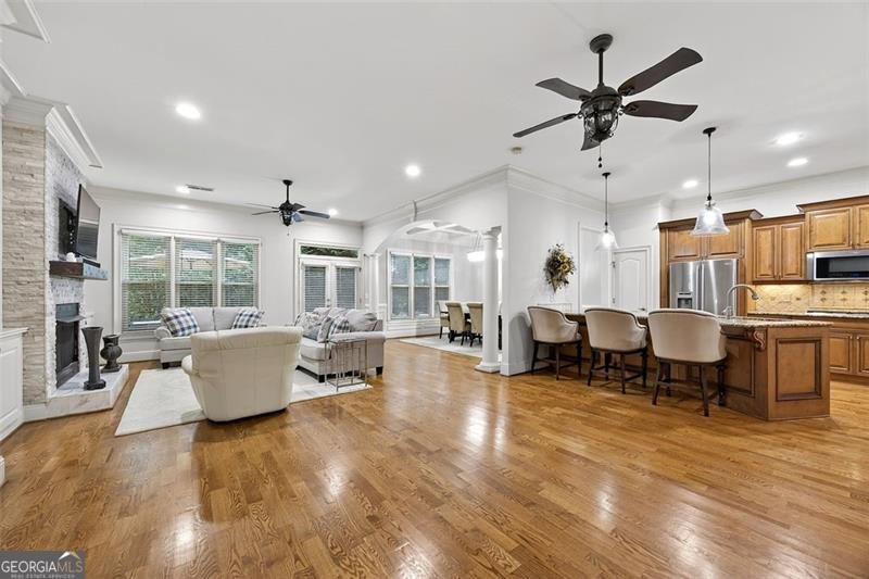 6273 CLAPHAM Lane Johns Creek - 3