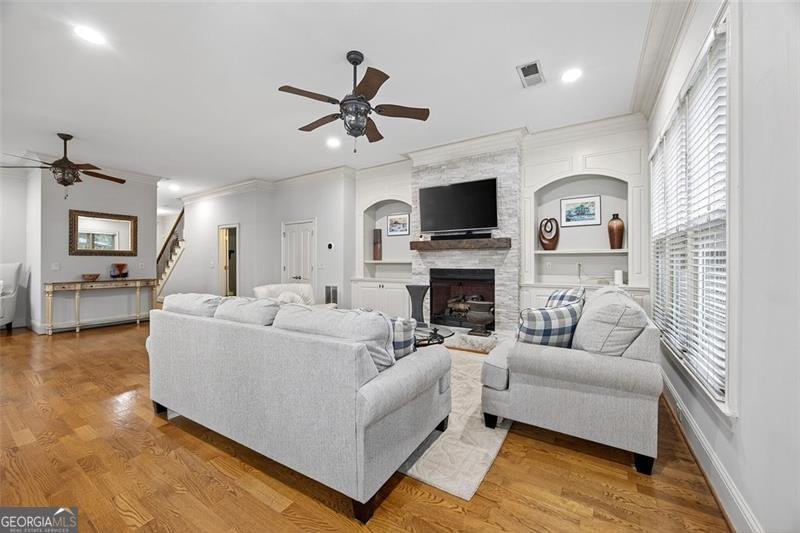 6273 CLAPHAM Lane Johns Creek - 4