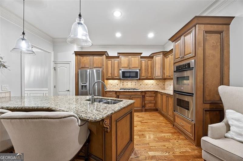 6273 CLAPHAM Lane Johns Creek - 6