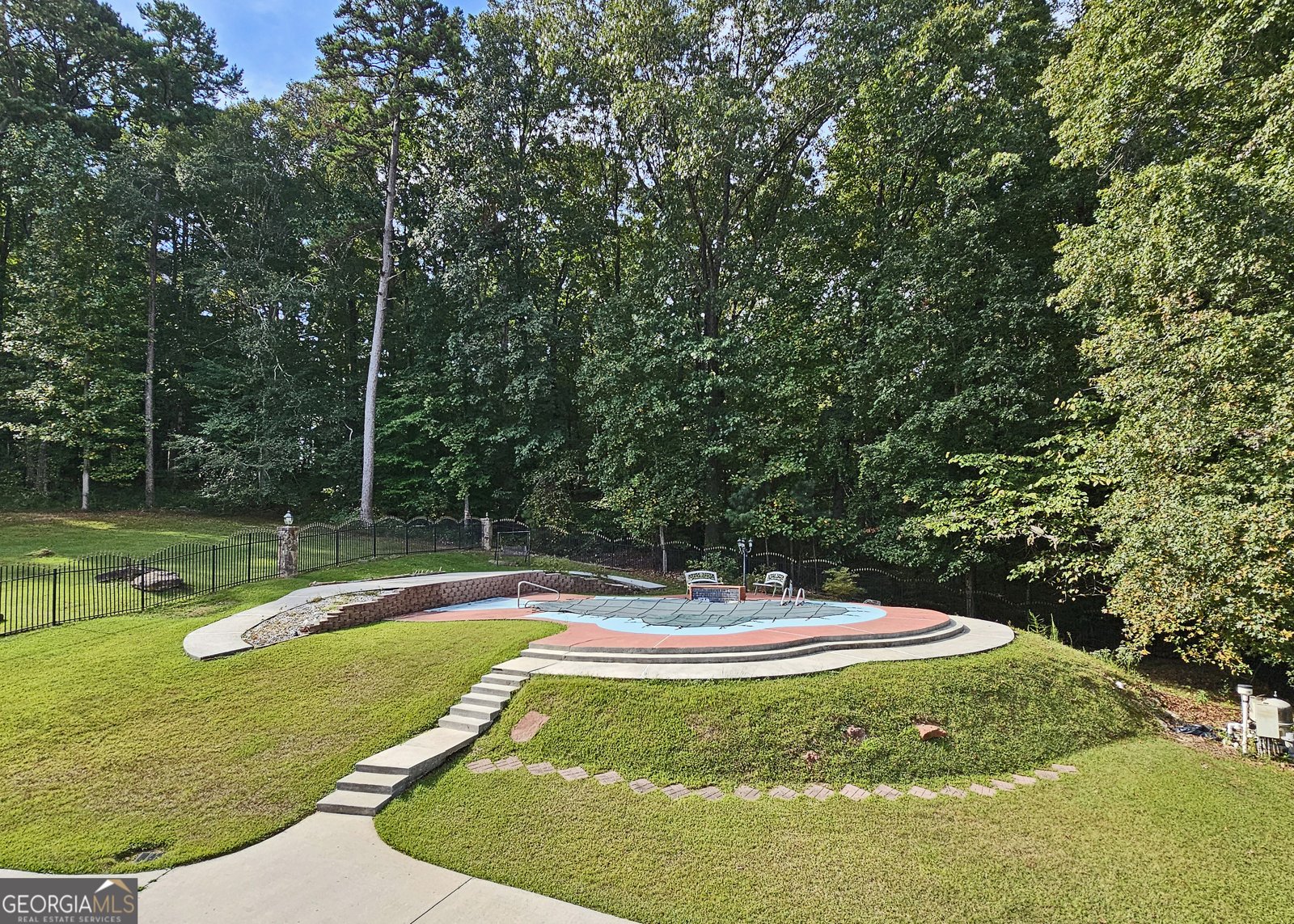 6247 Greenock Drive Stone Mountain - 33