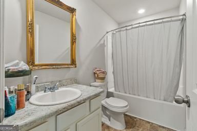 626 Royal Crest Court Canton - 27