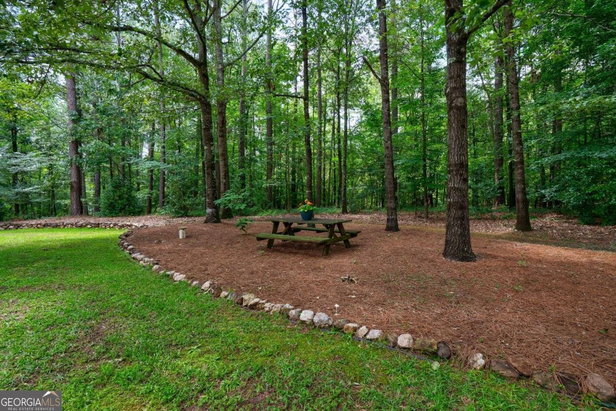 1348 Barwick Hill Road Comer - 18