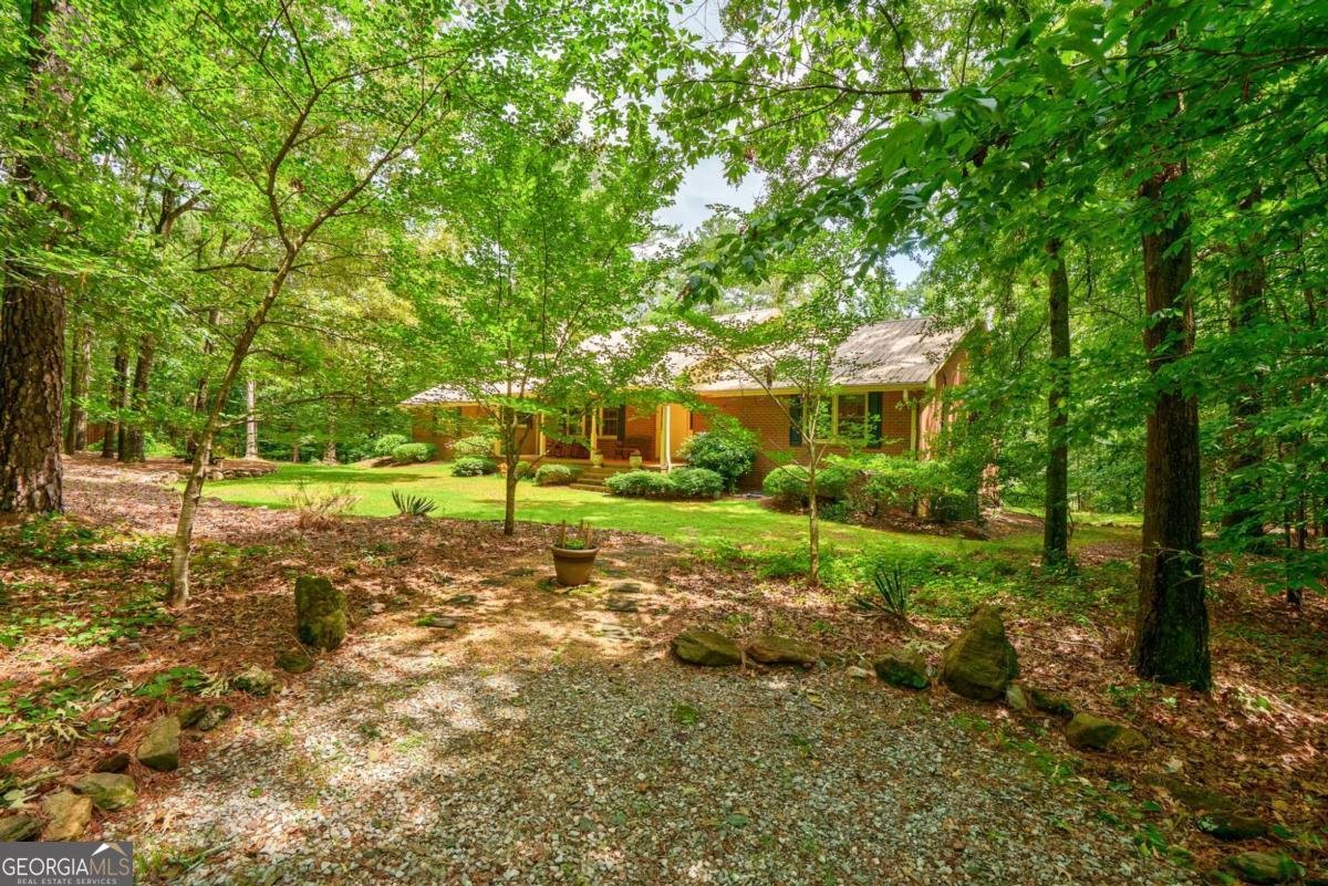 1348 Barwick Hill Road Comer - 34