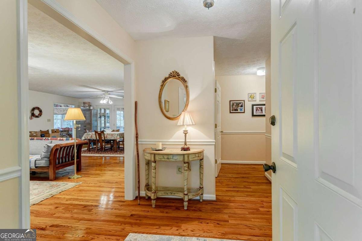 1348 Barwick Hill Road Comer - 37