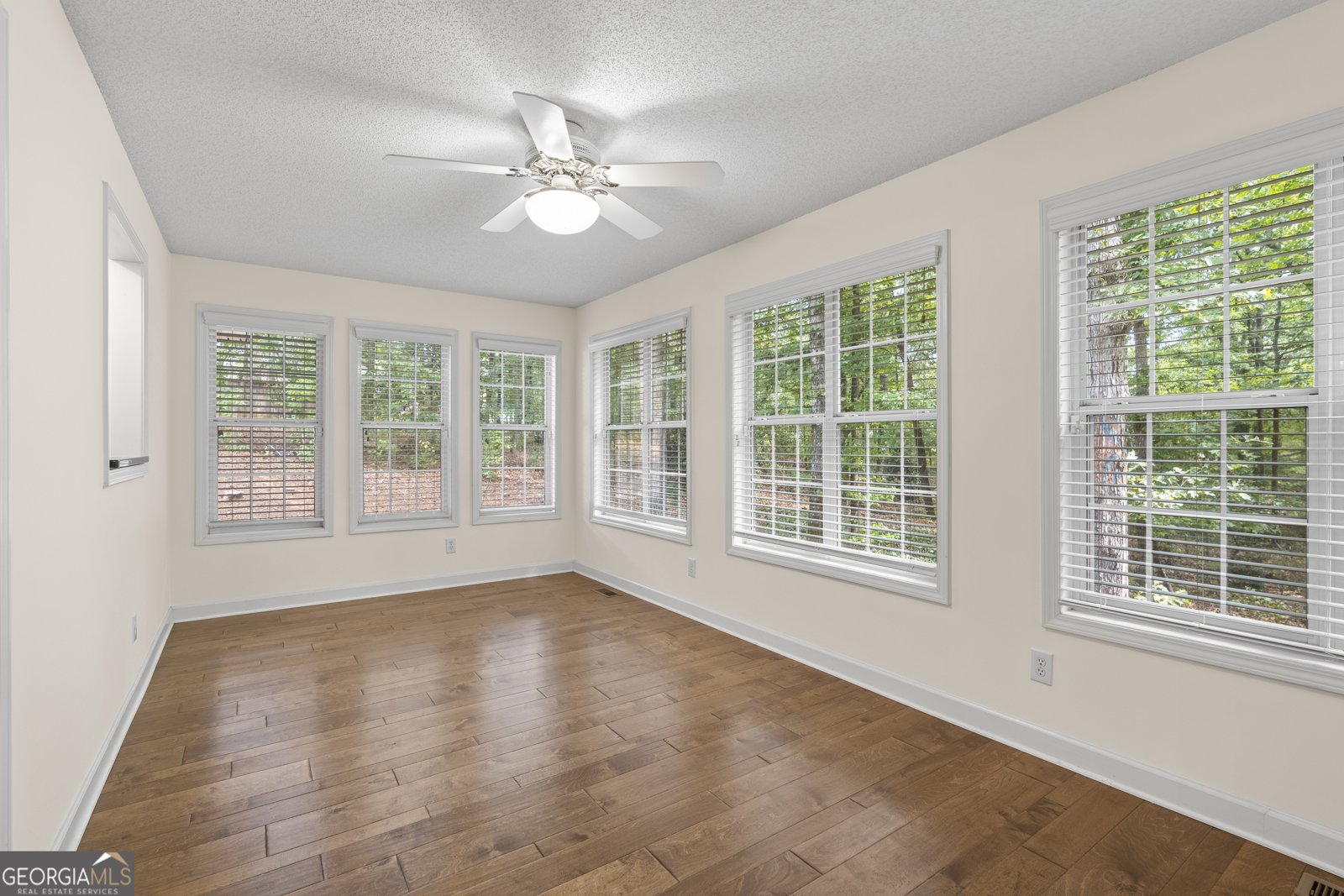 30 Joe Lee Drive Sharpsburg - 4
