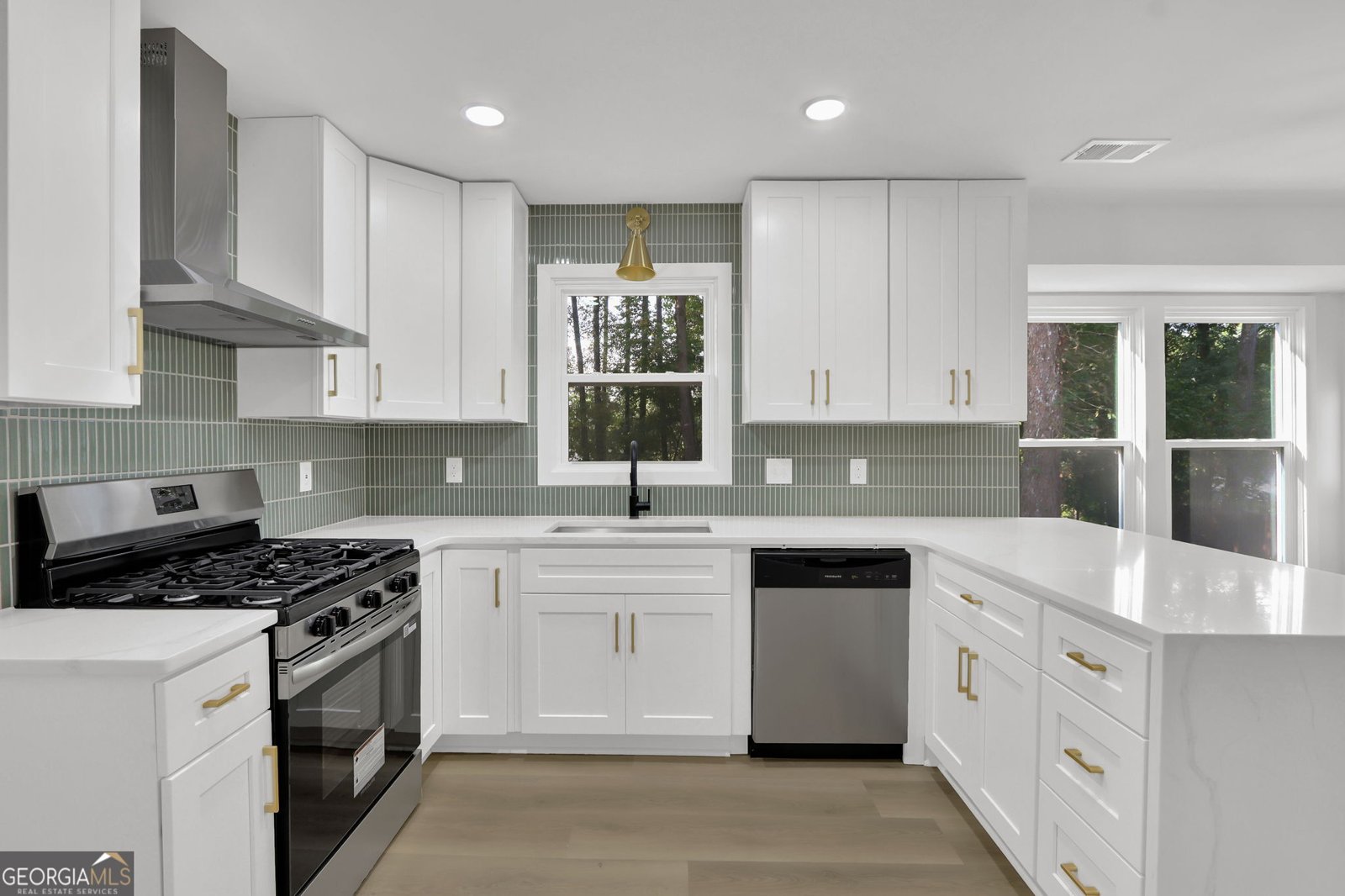 1751 Wedgewood Drive Stone Mountain - 4