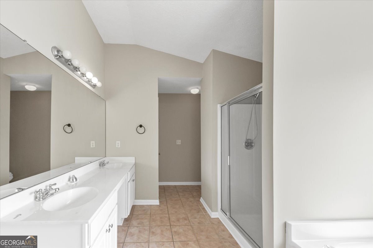 3185 ASPEN Avenue Atlanta - 34