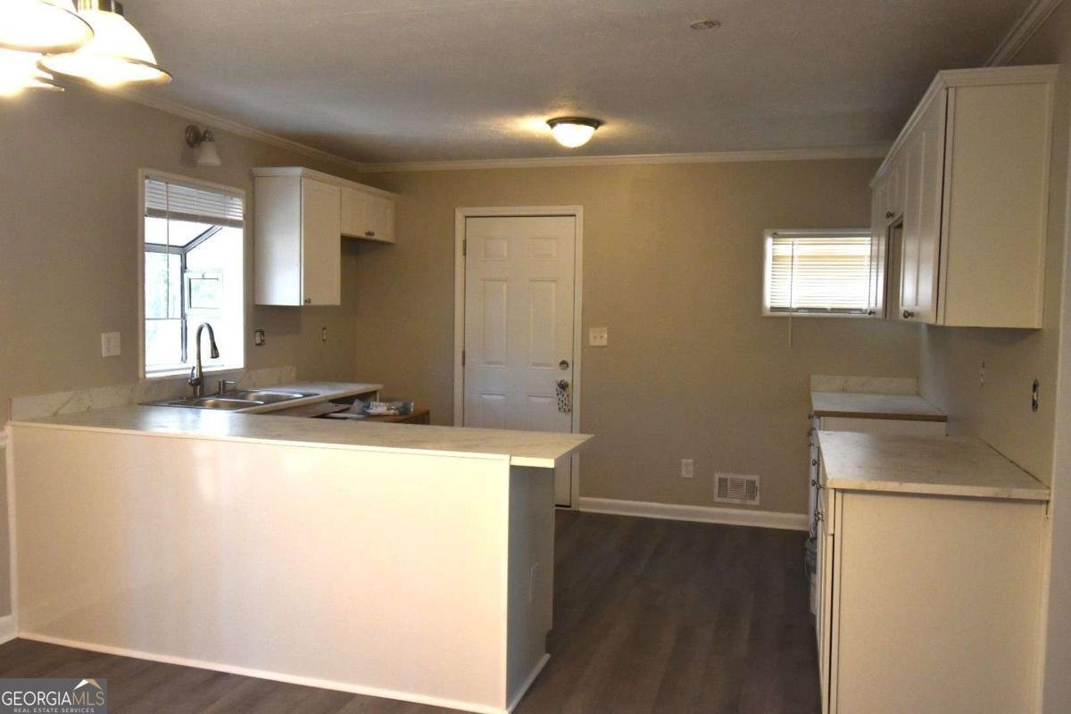 6278 Thornhedge Drive Riverdale - 4
