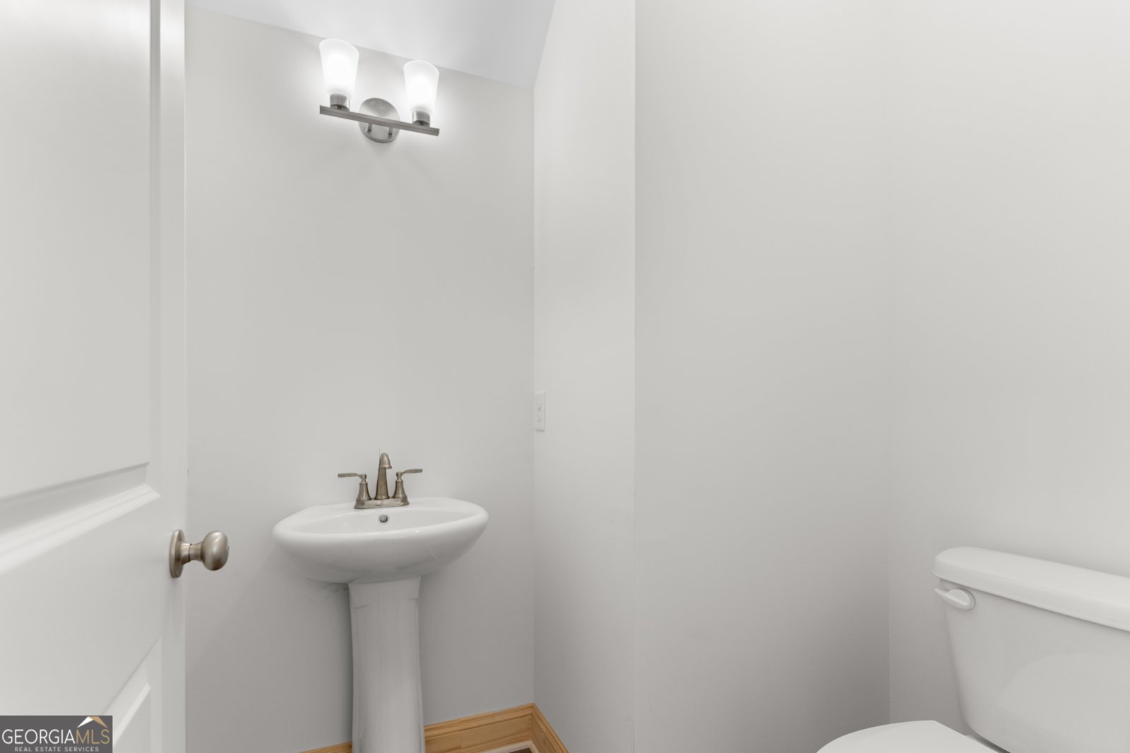 2911 Carey Station Greensboro - 8