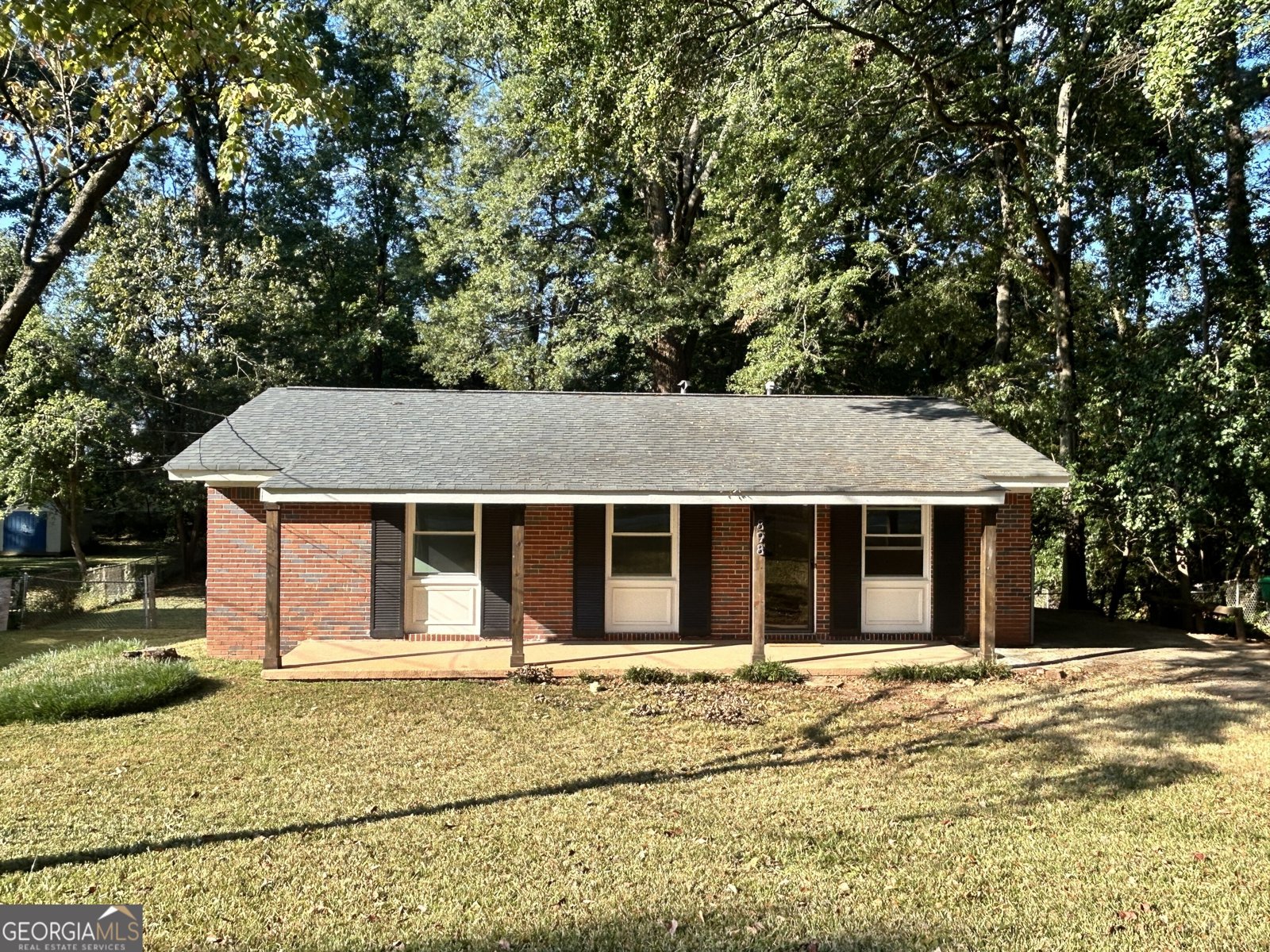 898 Verona Drive Clarkston - 1
