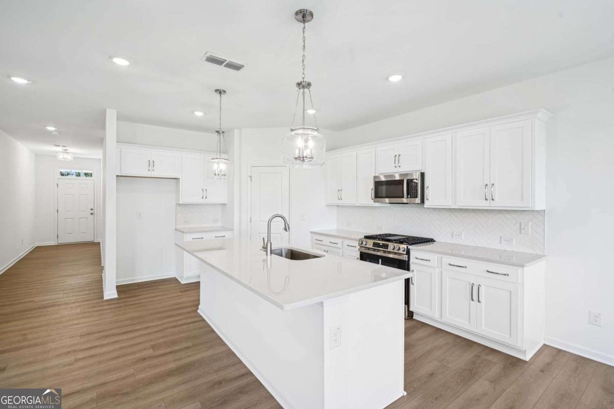 624 Silverleaf Trail Bethlehem - 1