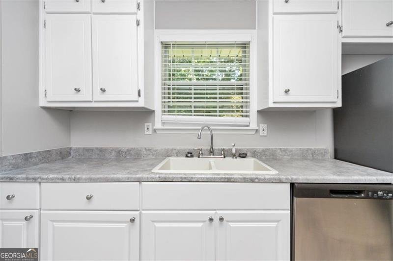 6715 ALVAN Court Riverdale - 13