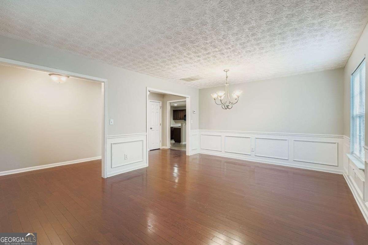 8352 Milam Loop Fairburn - 8