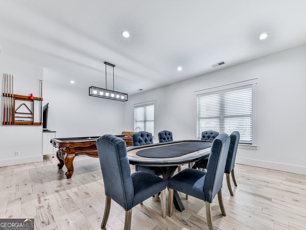 2599 Acworth Due West Road Kennesaw - 27