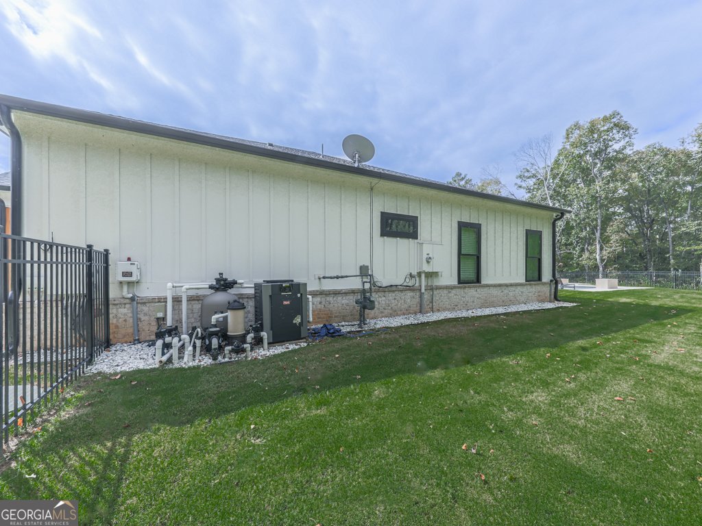 2599 Acworth Due West Road Kennesaw - 44