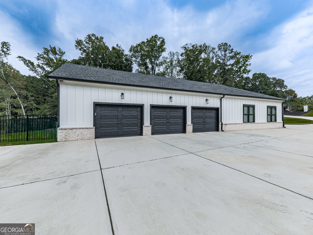 2599 Acworth Due West Road Kennesaw - 68