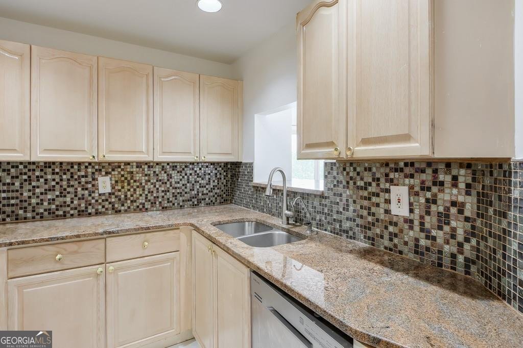 3475 Oak Valley Road Atlanta - 28