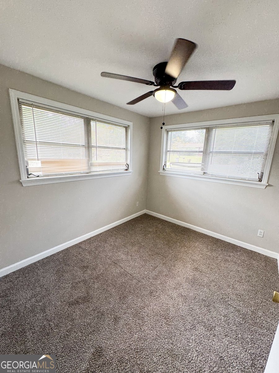 201 Chilton Crescent Lagrange - 10