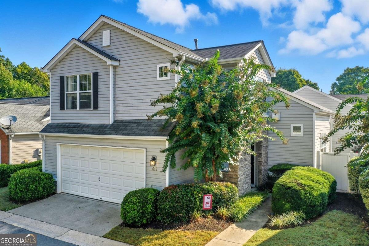 615 Bedford Court Woodstock - 1