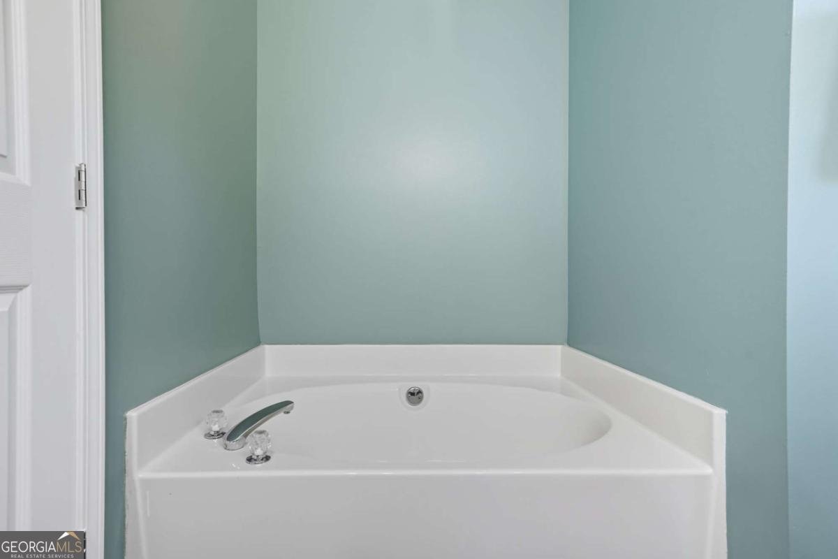 615 Bedford Court Woodstock - 15
