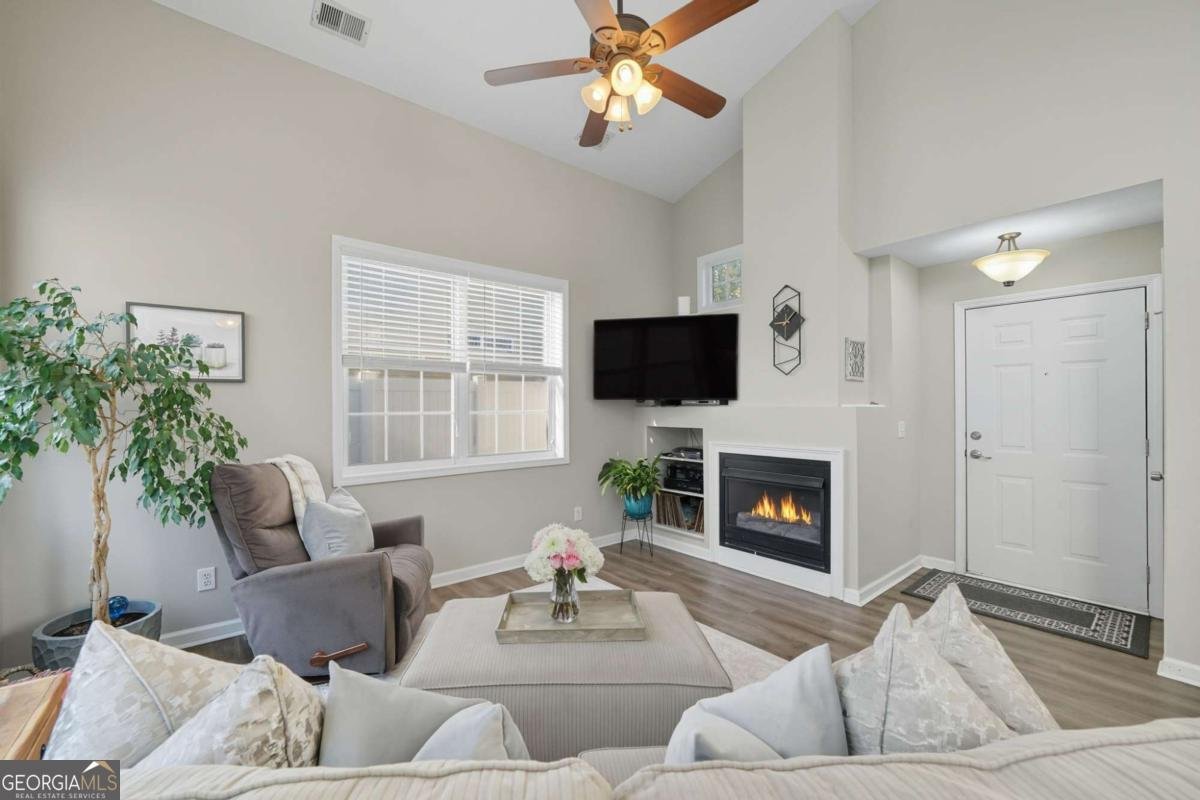 615 Bedford Court Woodstock - 4