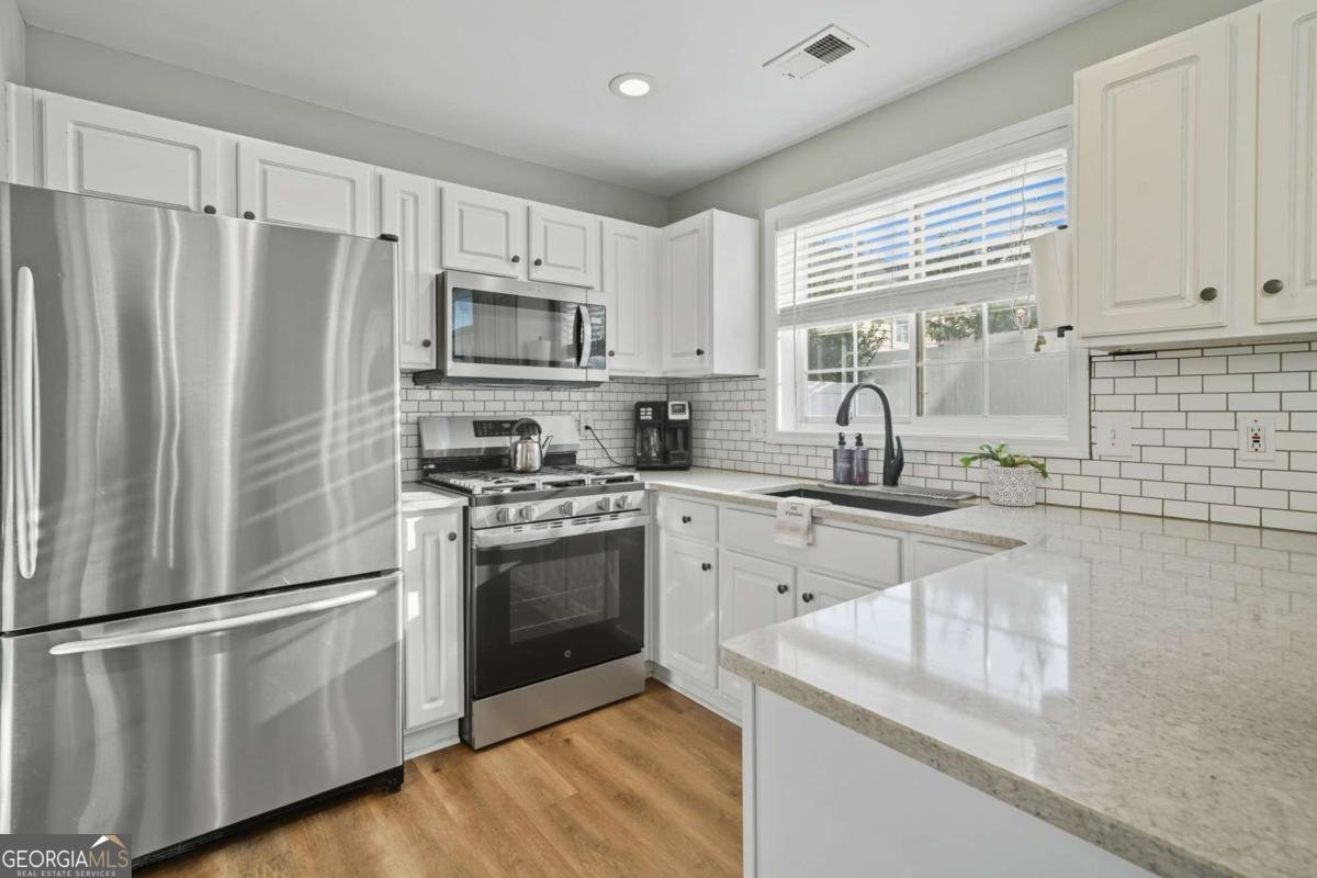 615 Bedford Court Woodstock - 7
