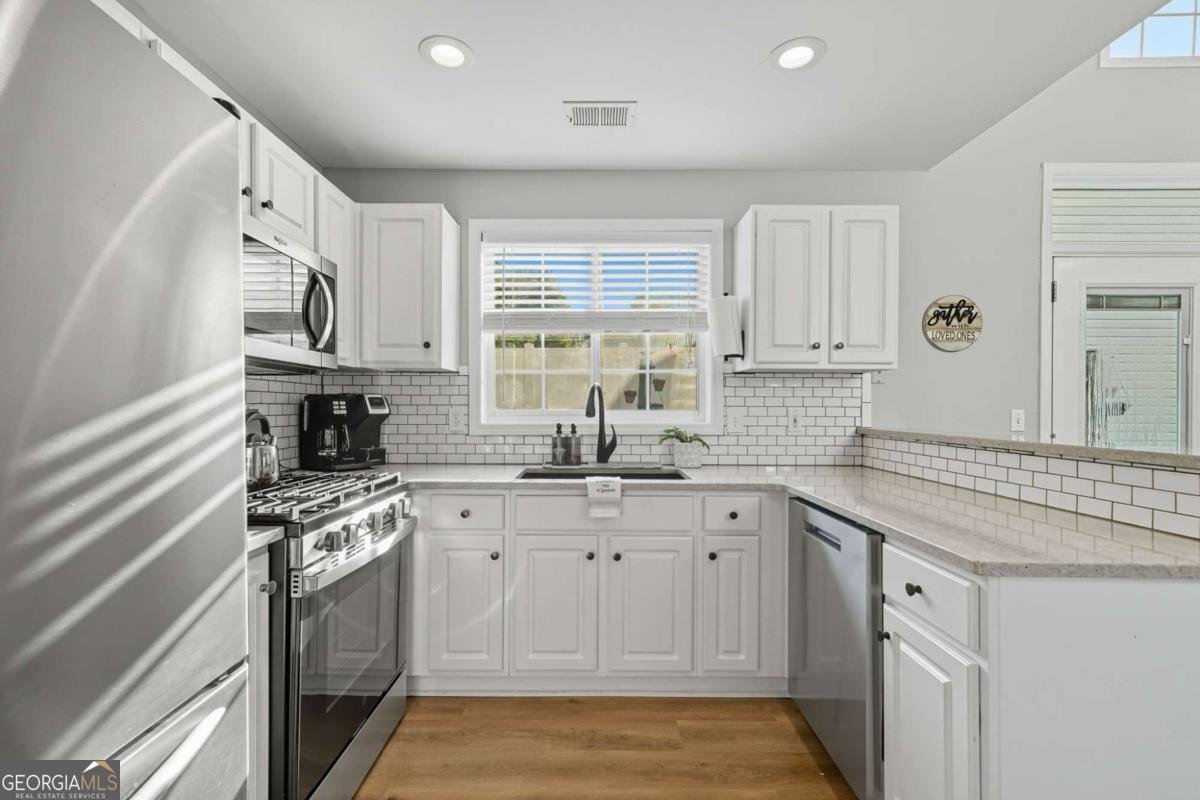 615 Bedford Court Woodstock - 8
