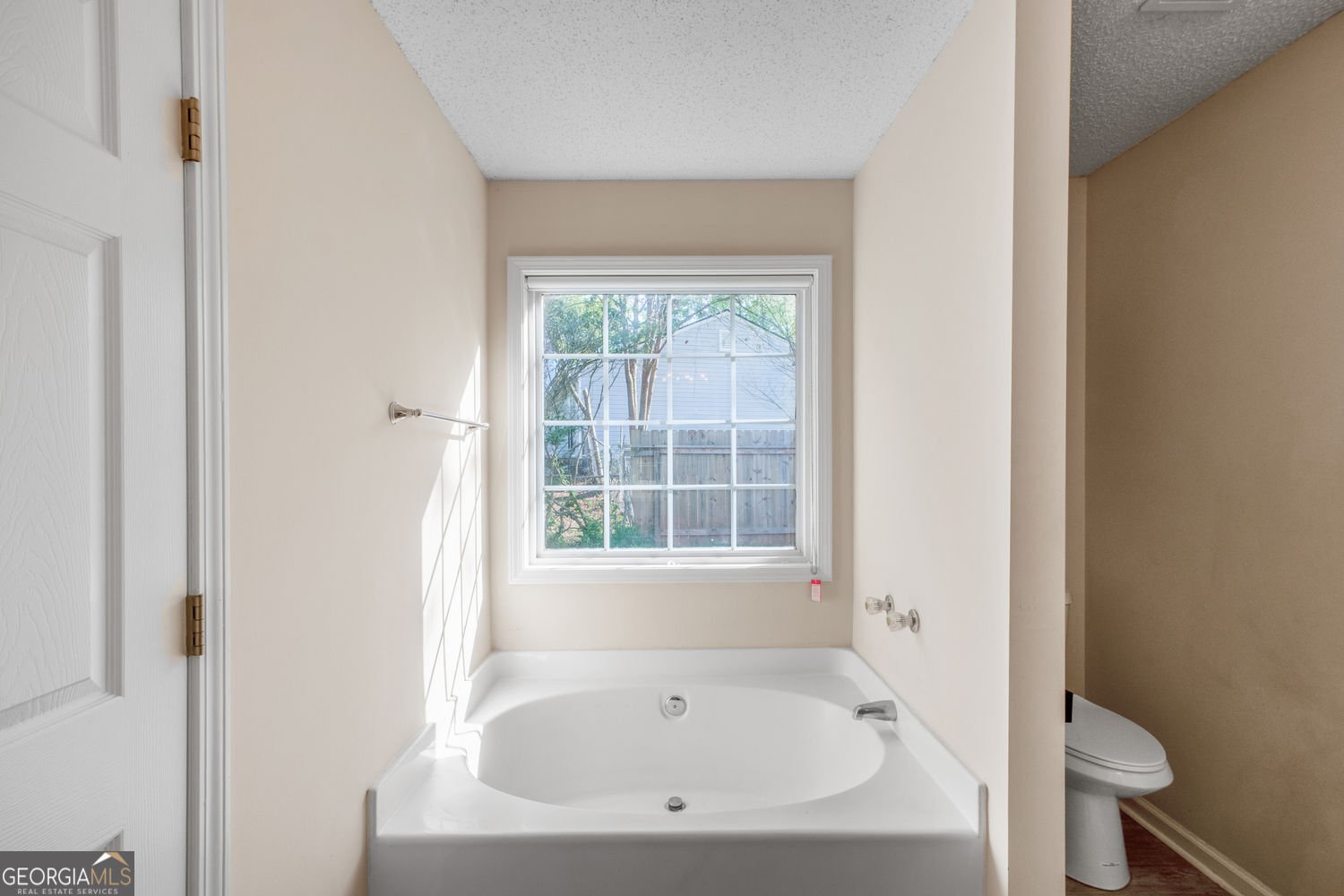 1109 Ravenwood Drive Bethlehem - 27