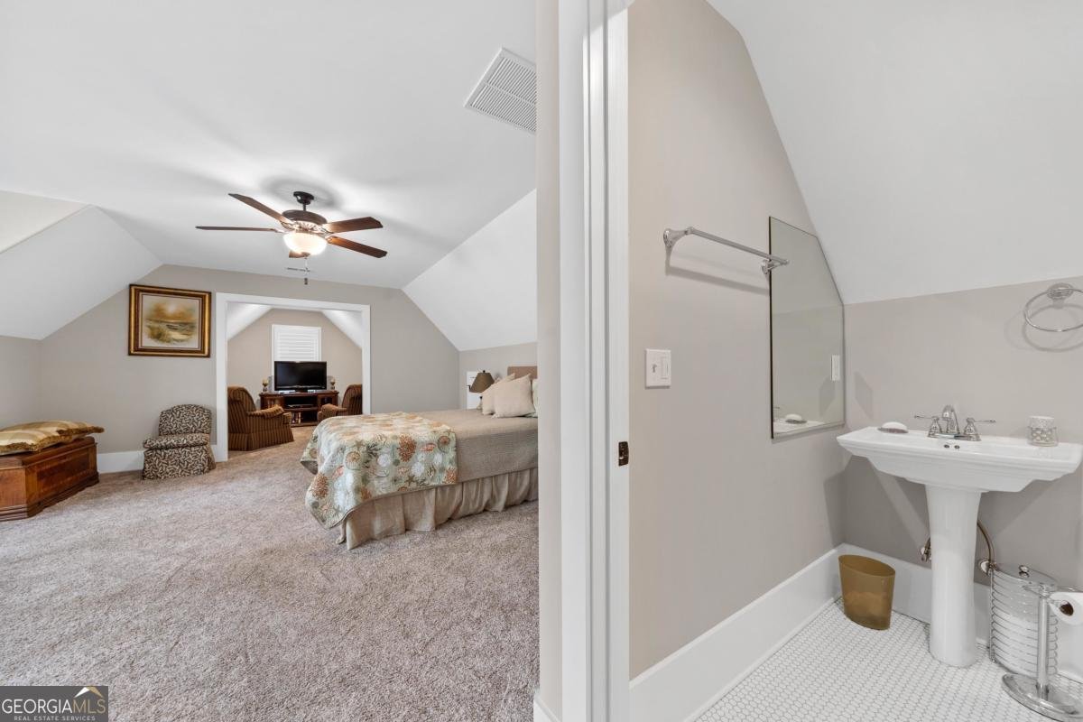 1040 Quaker Ridge Road Greensboro - 33