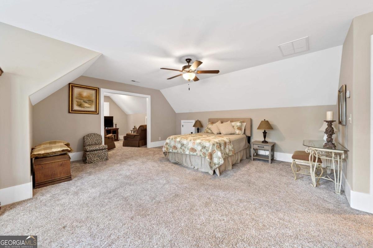1040 Quaker Ridge Road Greensboro - 36