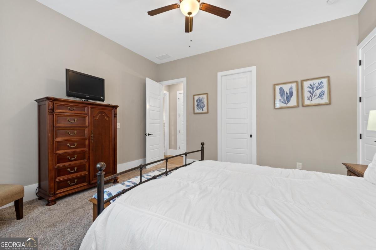 1040 Quaker Ridge Road Greensboro - 43