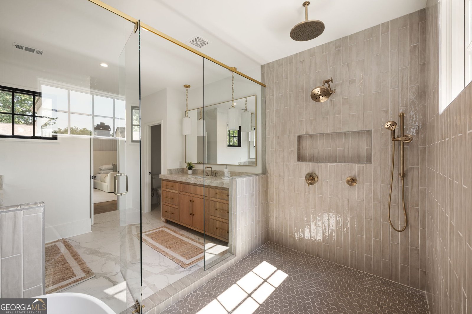 991 Courtenay Drive Atlanta - 25