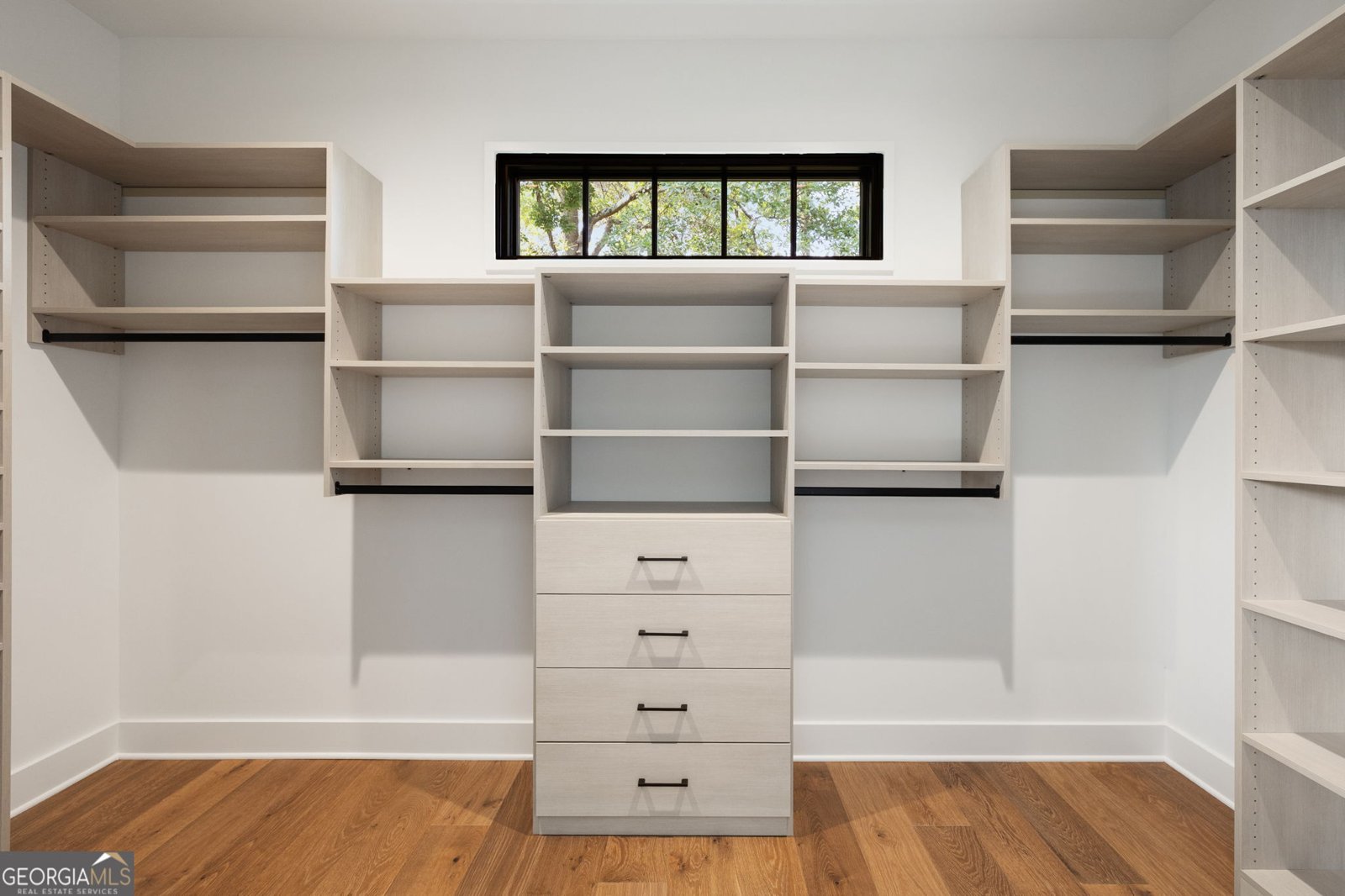 991 Courtenay Drive Atlanta - 28