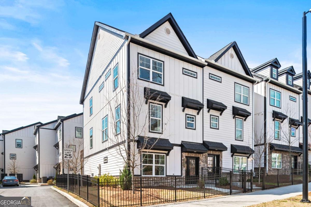 1969 Hollywood Road Atlanta - 3