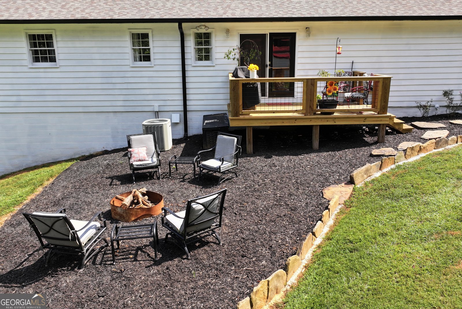 5265 New Liberty Road Clarkesville - 50