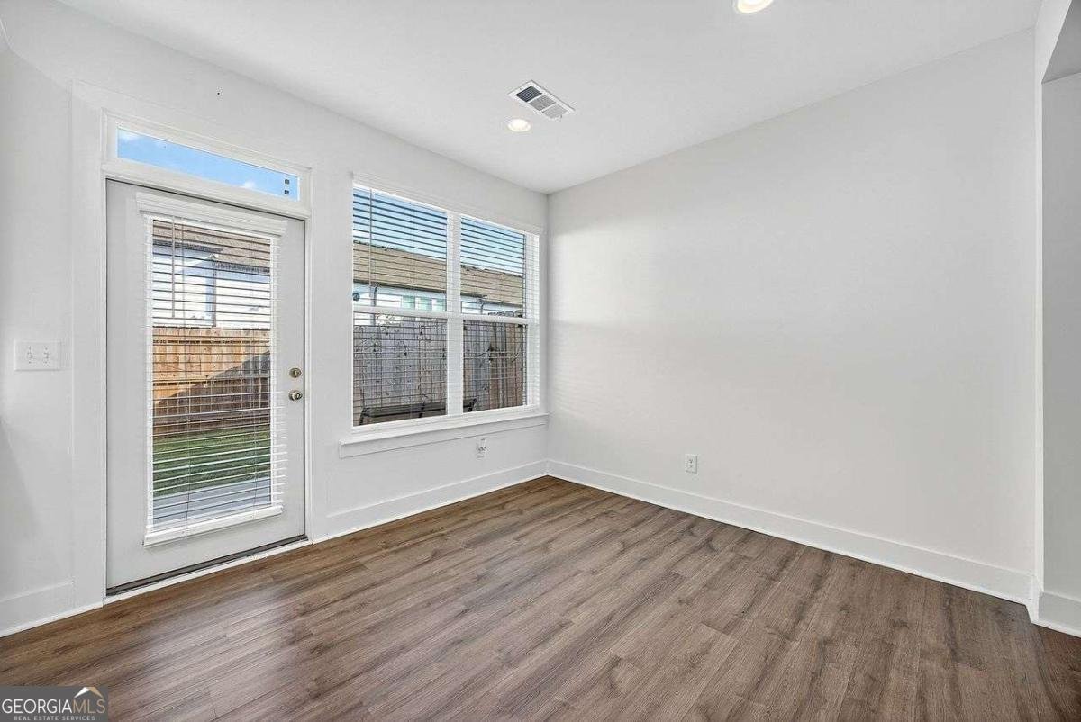 114 AUBURN VALLEY Way Auburn - 11