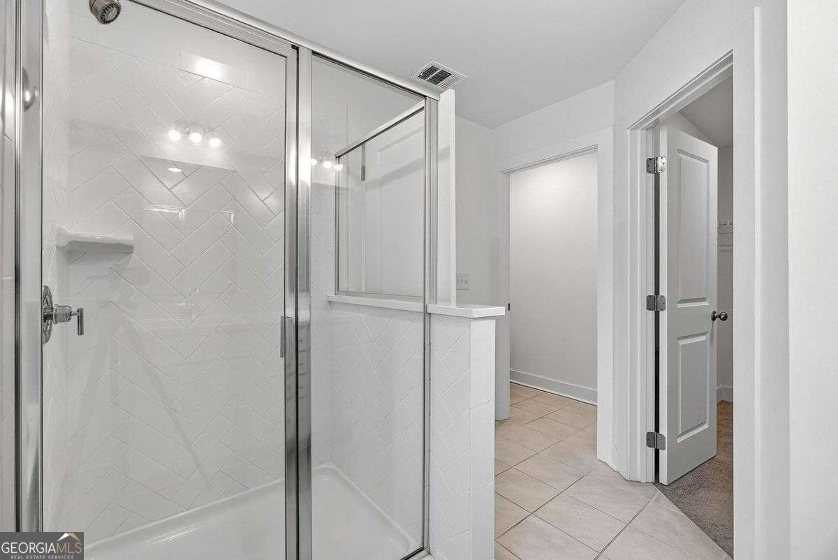 114 AUBURN VALLEY Way Auburn - 23