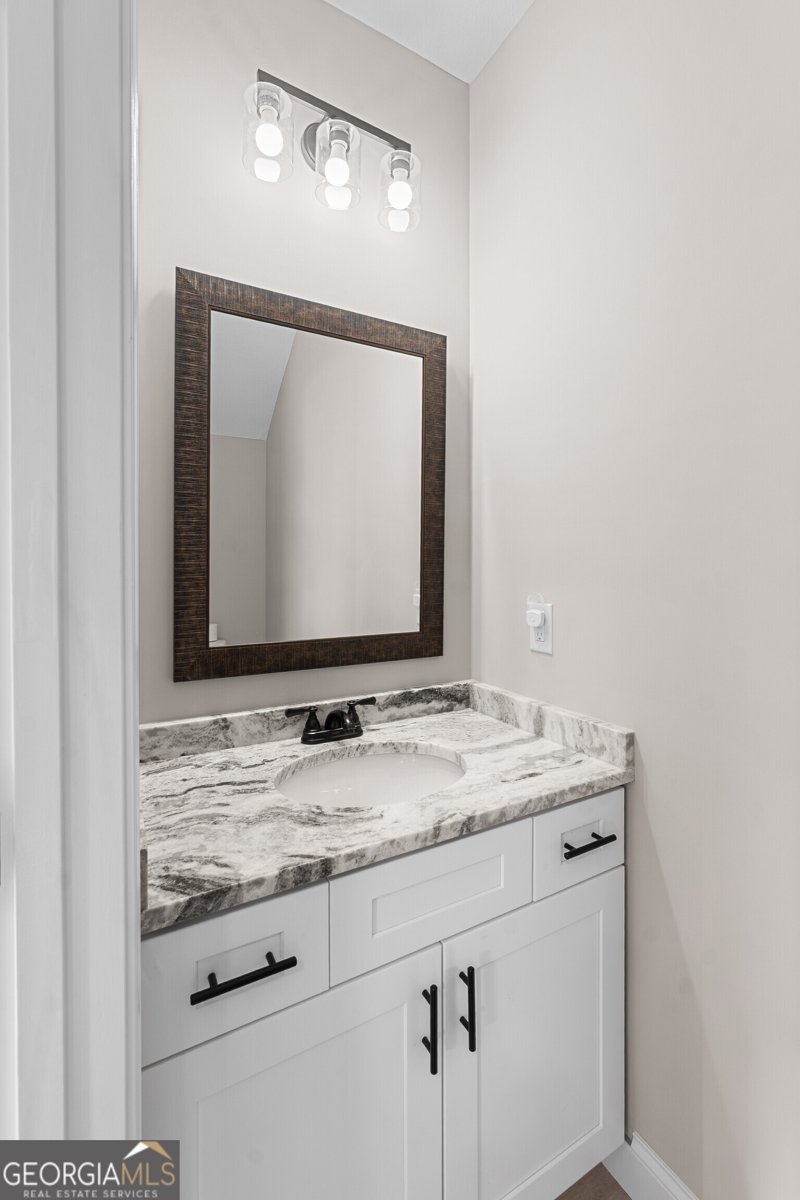 238 Beau Claire Circle Byron - Photo 30