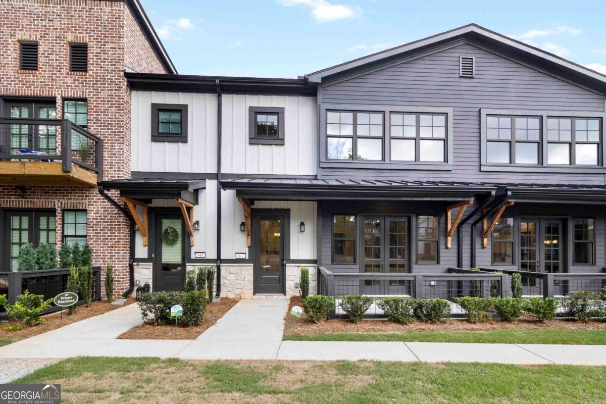 947 Willingham Drive Hapeville - 1
