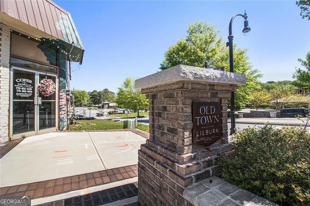 1516 BLACKSPRUCE Court Lilburn - 76