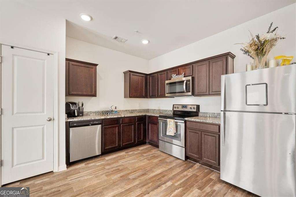 11991 Fuller Street Hampton - 3