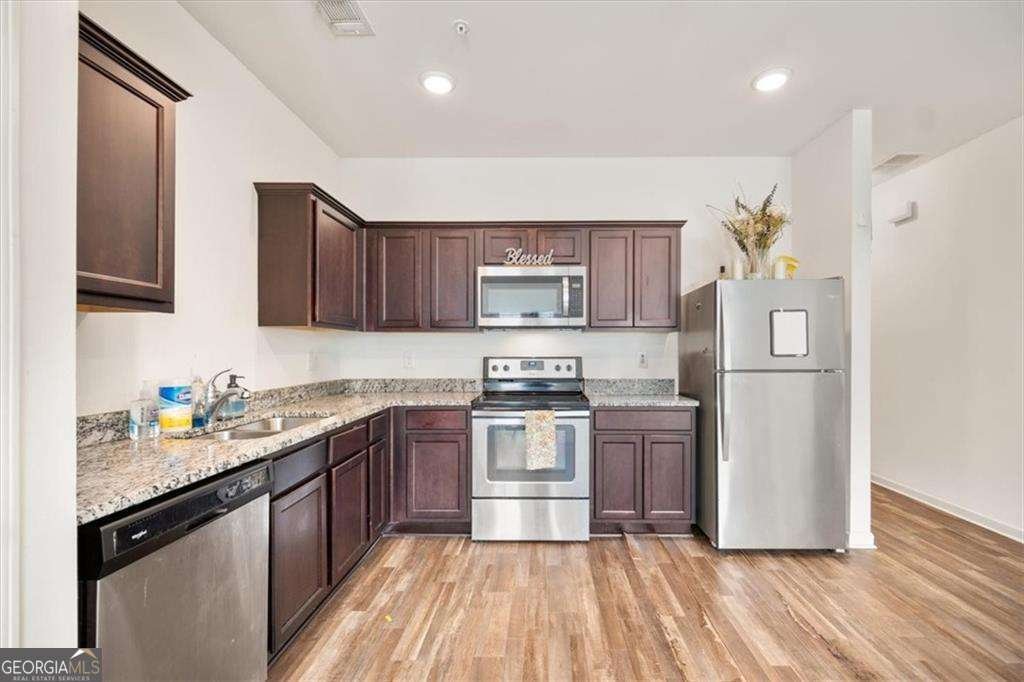 11991 Fuller Street Hampton - 5