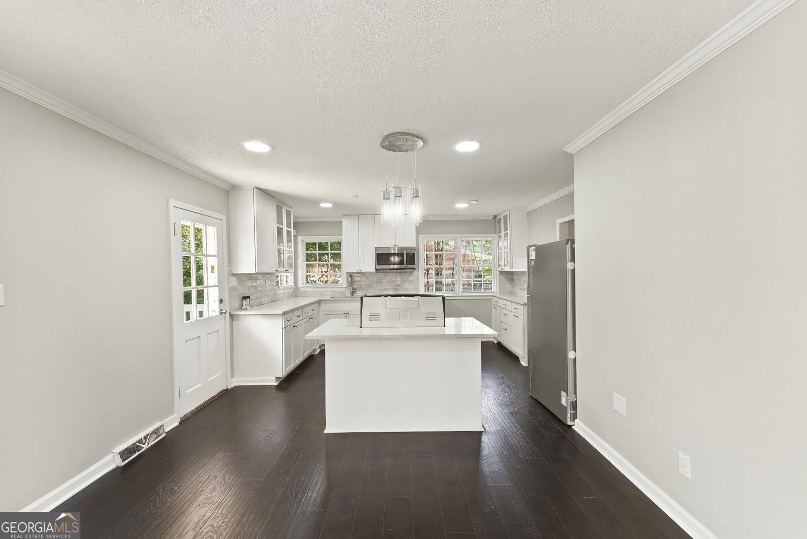 2988 Crestline Drive Macon - 16