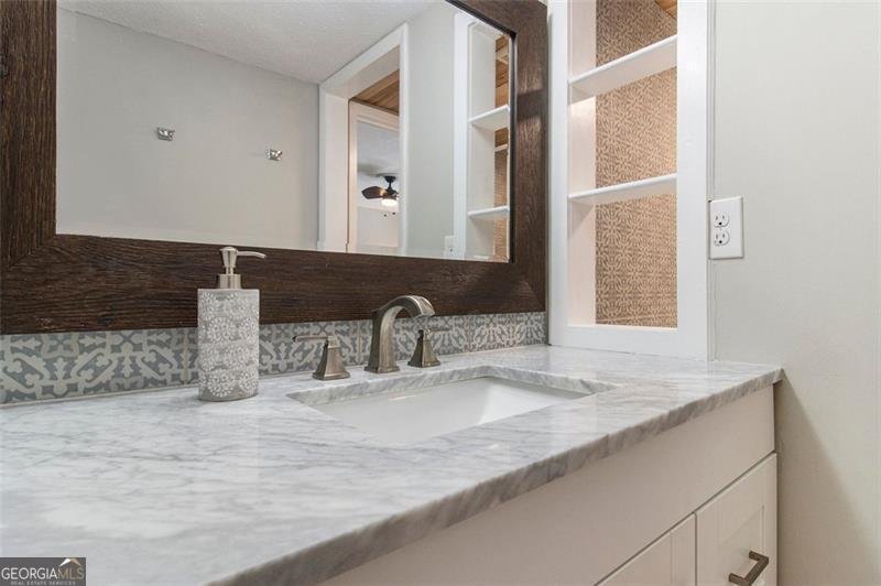 606 Garden Walk Drive Stone Mountain - 25