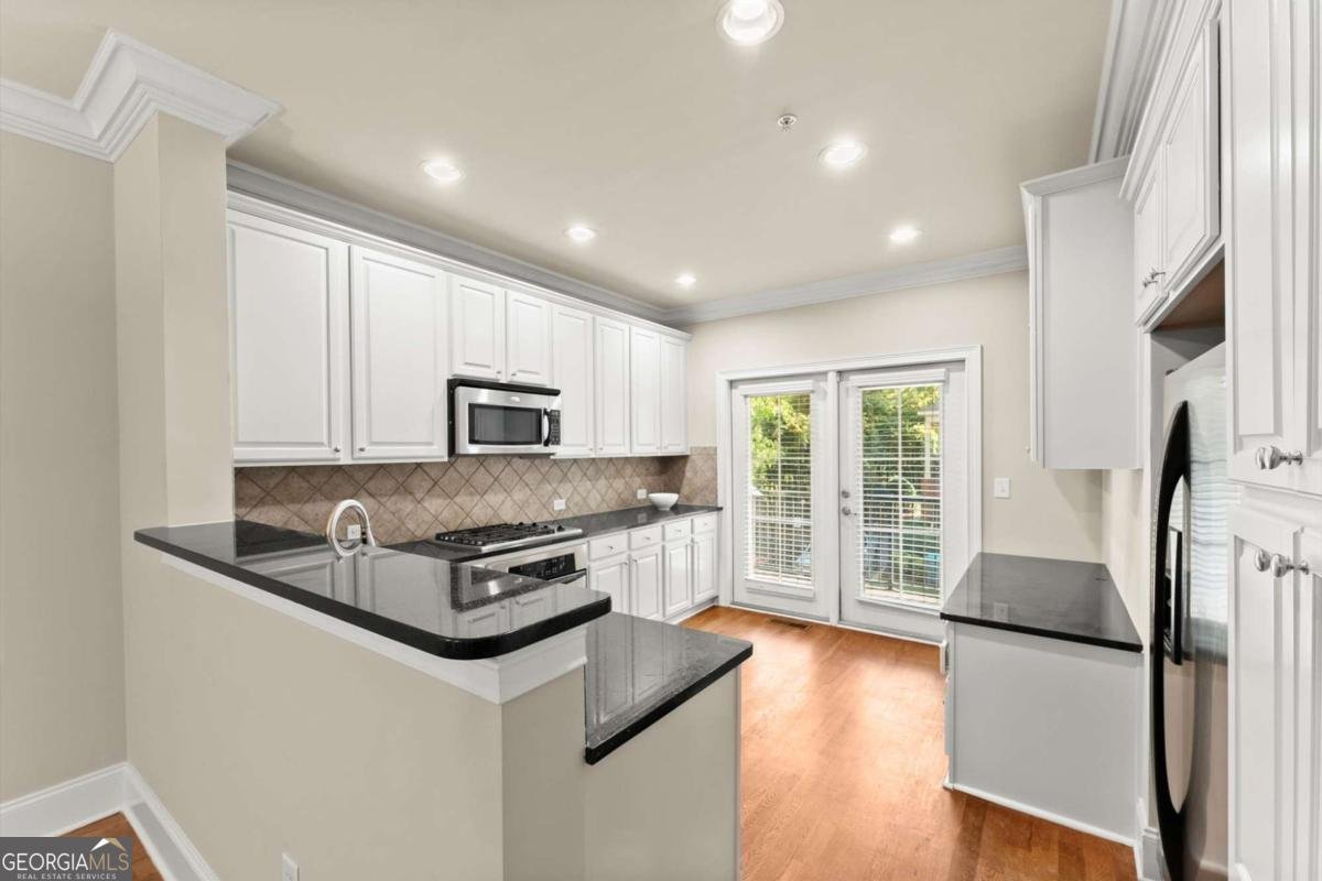 6468 Chariot Street Atlanta - 10