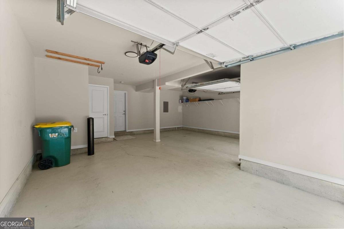 6468 Chariot Street Atlanta - 30