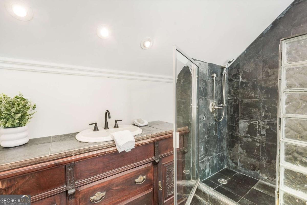 522 Sydney Street Atlanta - 33