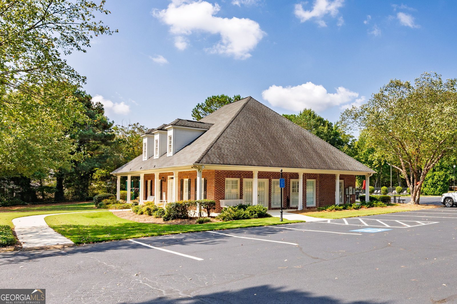 1150 Cockrell Drive Kennesaw - 55