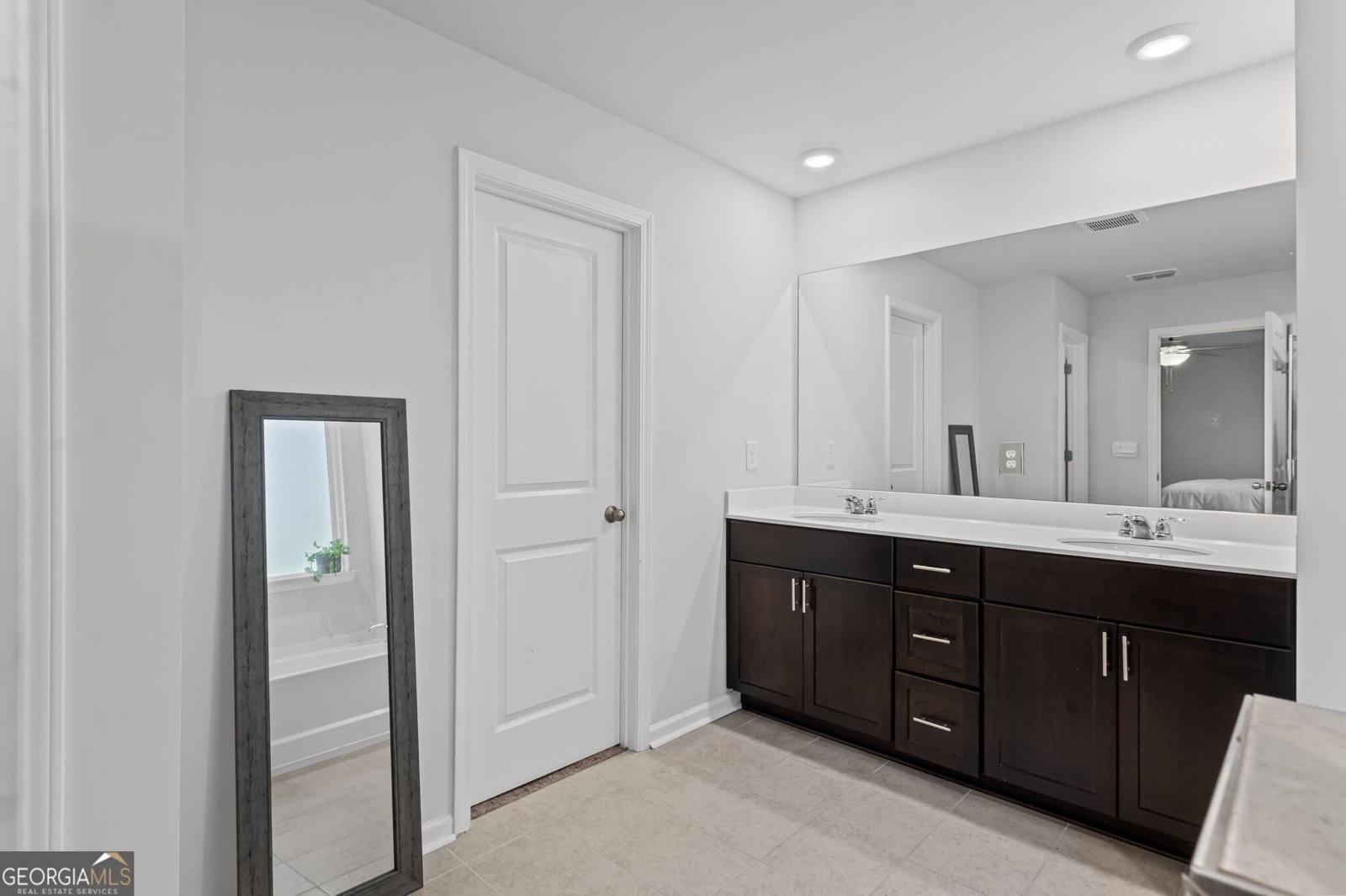 346 Wells Circle Canton - 25